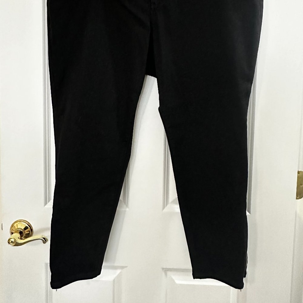 LOFT Plus Black Skinny Jeans w/ Zipper Details | Size 22 NWOT - Picture 3 of 11